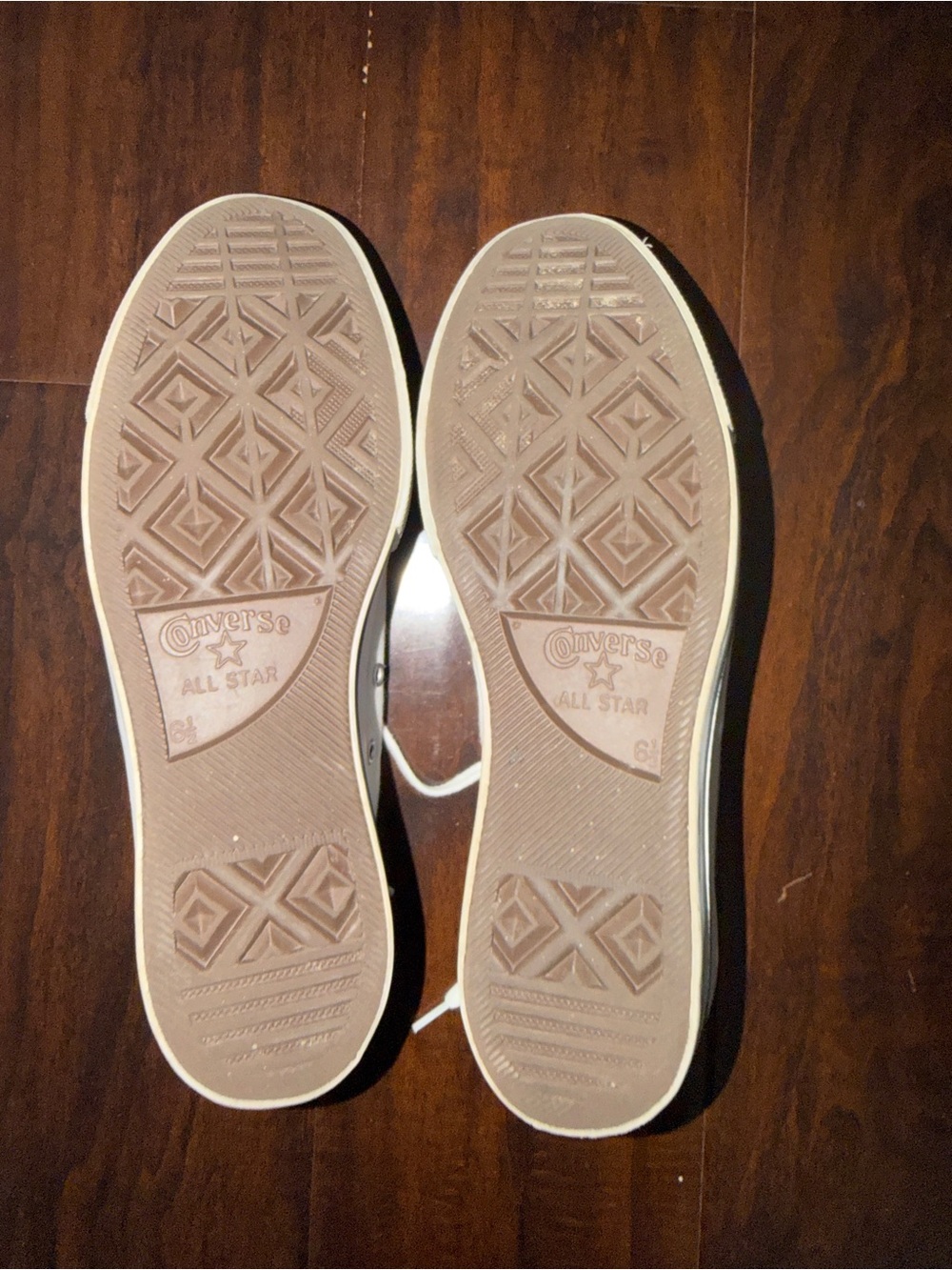 Converse White Canvas Low-Top Sneakers with Black Insole Logo - Picture 5 of 5